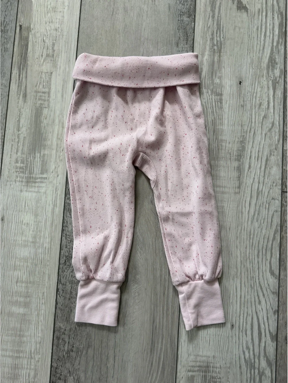 Nike 2 piece Matching set thermal waffle speckled bottoms size 24 months